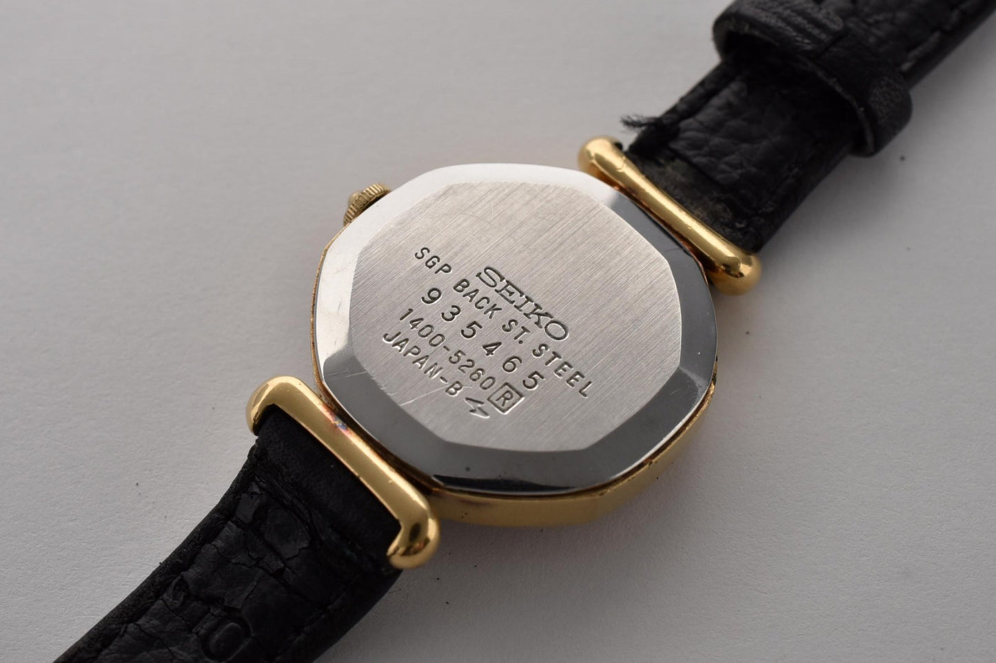 SEIKO セイコー ソシエ 1400-5260 クオーツ レディース 腕時計 ブラック文字盤 ゴールドカラー レザーベルト ドレスウォッチ 1980年代