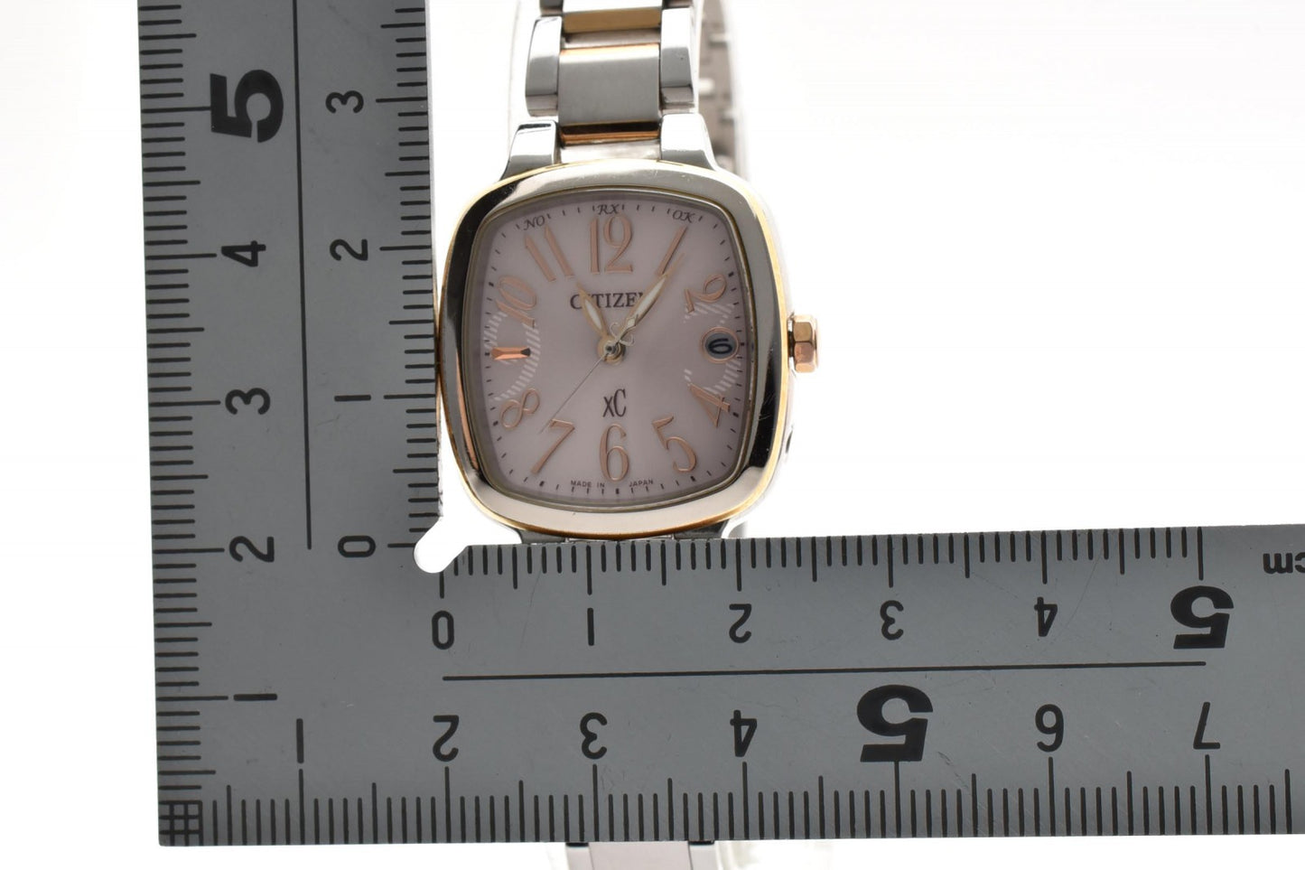 CITIZEN シチズン xC クロスシー H058-T018629 電波ソーラー レディース 腕時計 ピンク文字盤 アラビアインデックス トノーケース