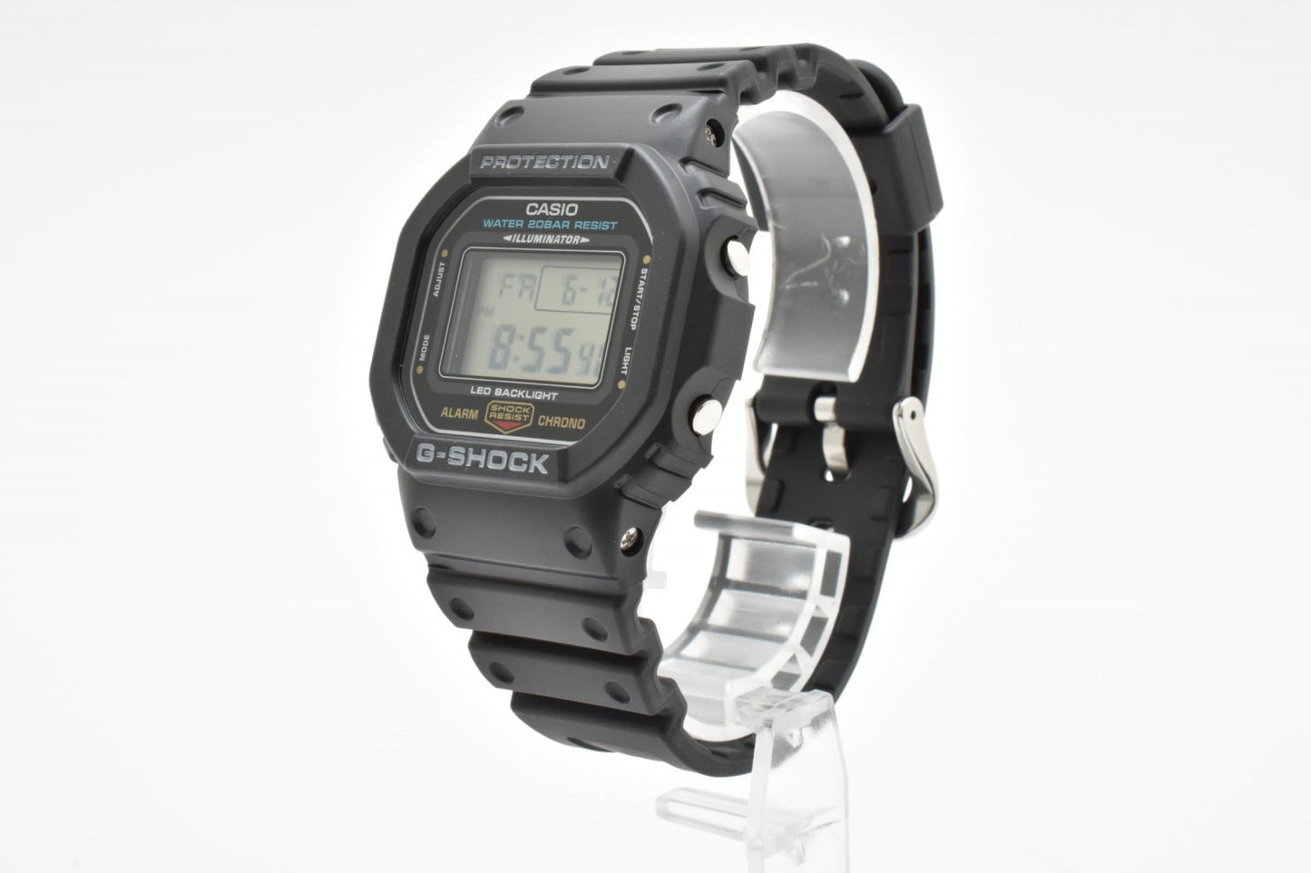 CASIO カシオ G-SHOCK DW-5600UE デジタル クオーツ メンズ 腕時計 スクエア ブラック液晶 樹脂ベルト 箱付