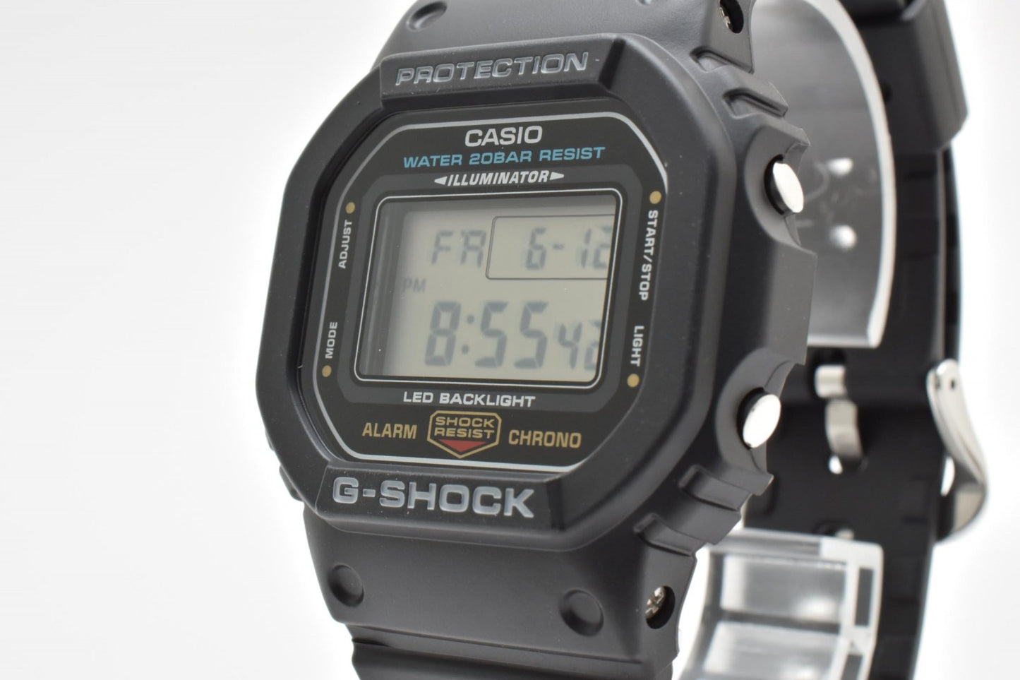CASIO カシオ G-SHOCK DW-5600UE デジタル クオーツ メンズ 腕時計 スクエア ブラック液晶 樹脂ベルト 箱付