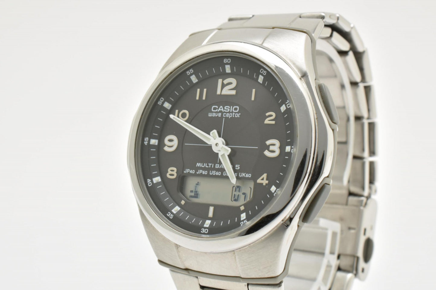 CASIO カシオ Wave Ceptor WVA-M480 電波ソーラー 腕時計 ブラック文字盤 アナデジ デイト ステンレス メンズ
