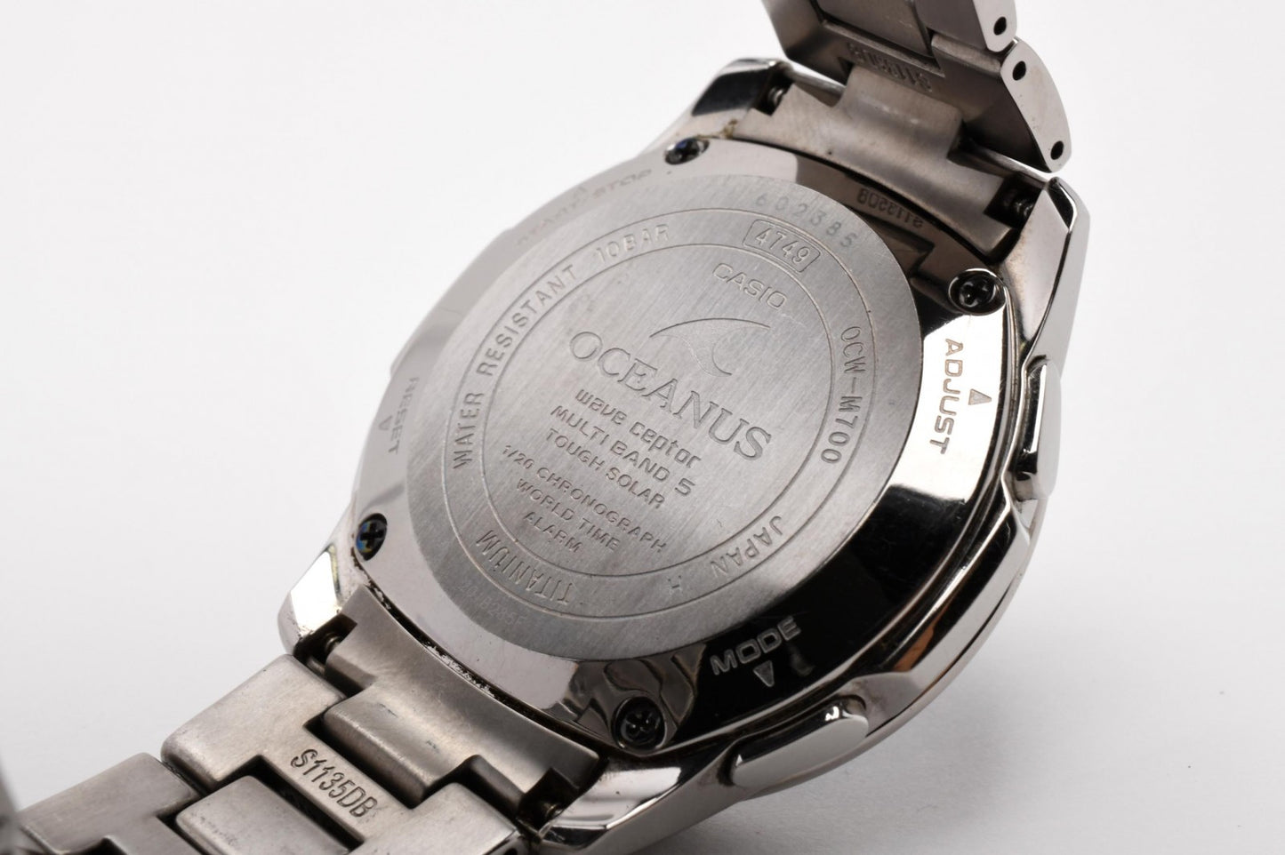 CASIO カシオ OCEANUS オシアナス OCW-M700 電波ソーラー クロノグラフ チタン ブラック文字盤 メンズ 腕時計