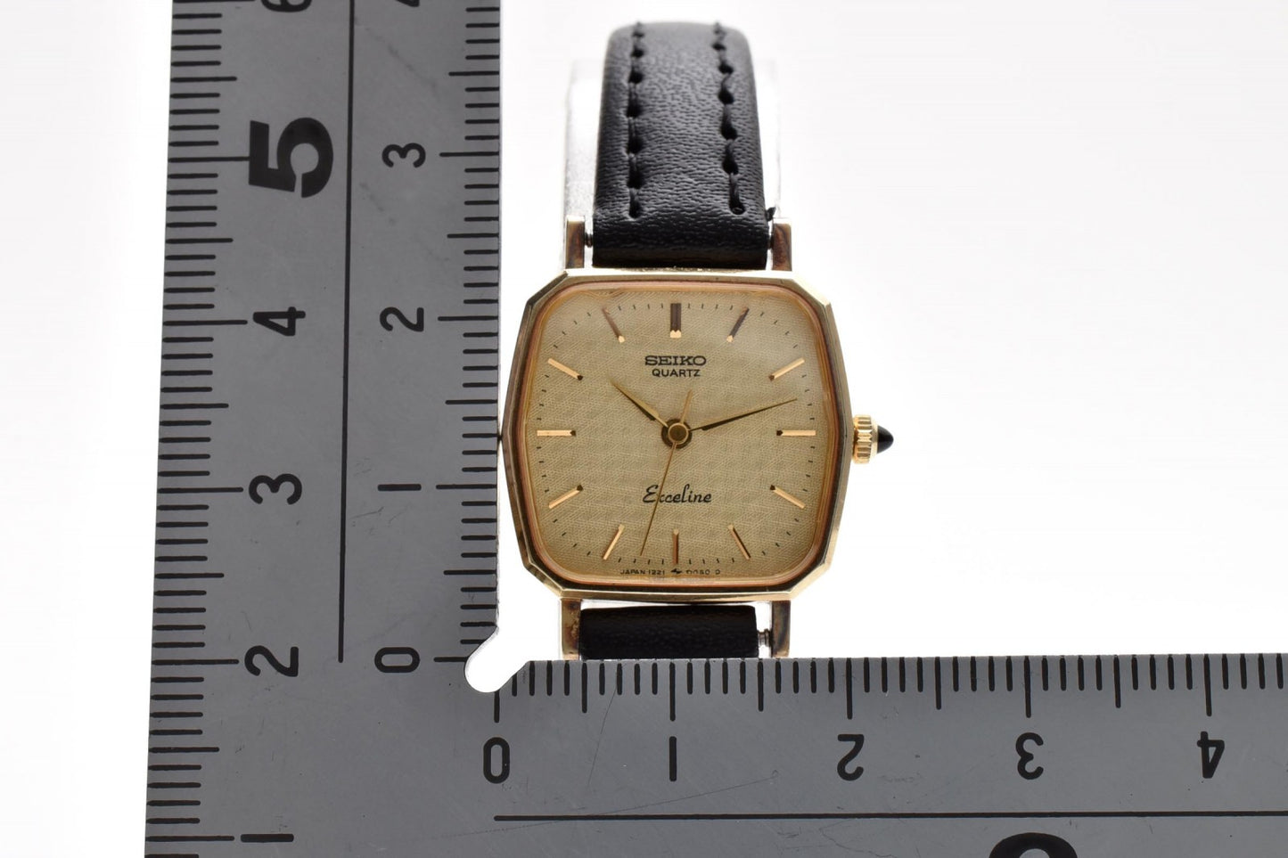 SEIKO セイコー Exceline エクセリーヌ 1221-5010 レディース 腕時計 クォーツ ゴールド文字盤 レザーベルト ヴィンテージ