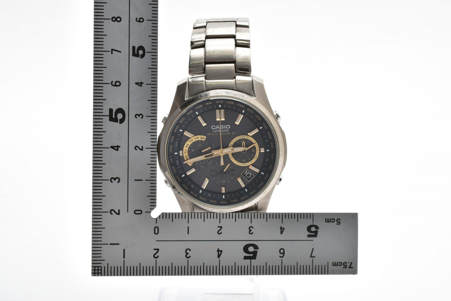 カシオ CASIO LINEAGE LIW-M610TDS ソーラー電波 腕時計 ブラック文字盤 チタンケース チタンブレス メンズ