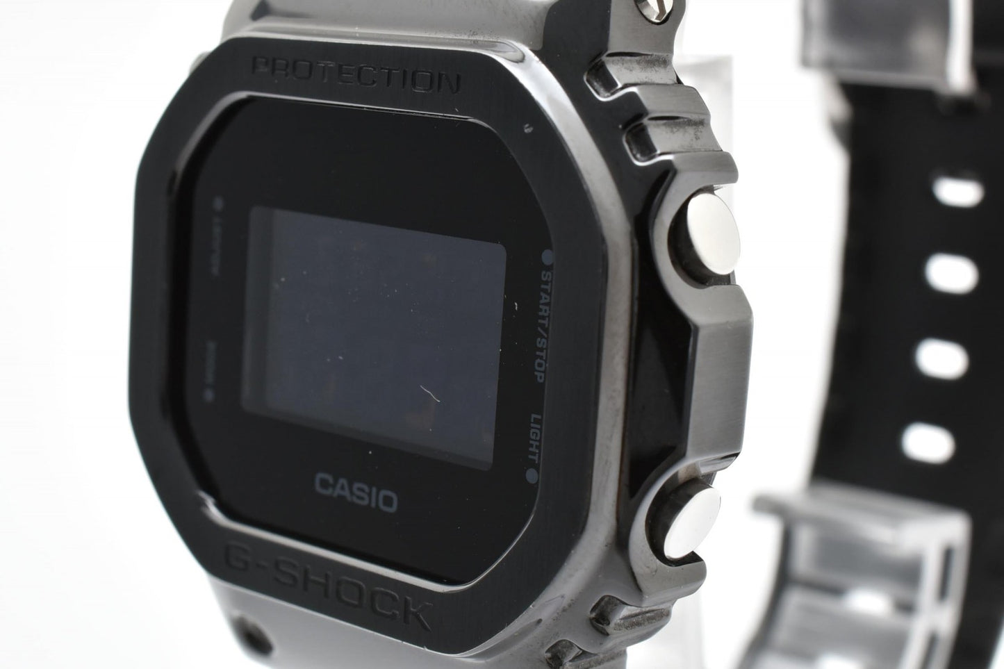 カシオ CASIO G-SHOCK GM-5600B クォーツ デジタル 腕時計 ブラック文字盤 ステンレスベゼル レジンベルト メンズ