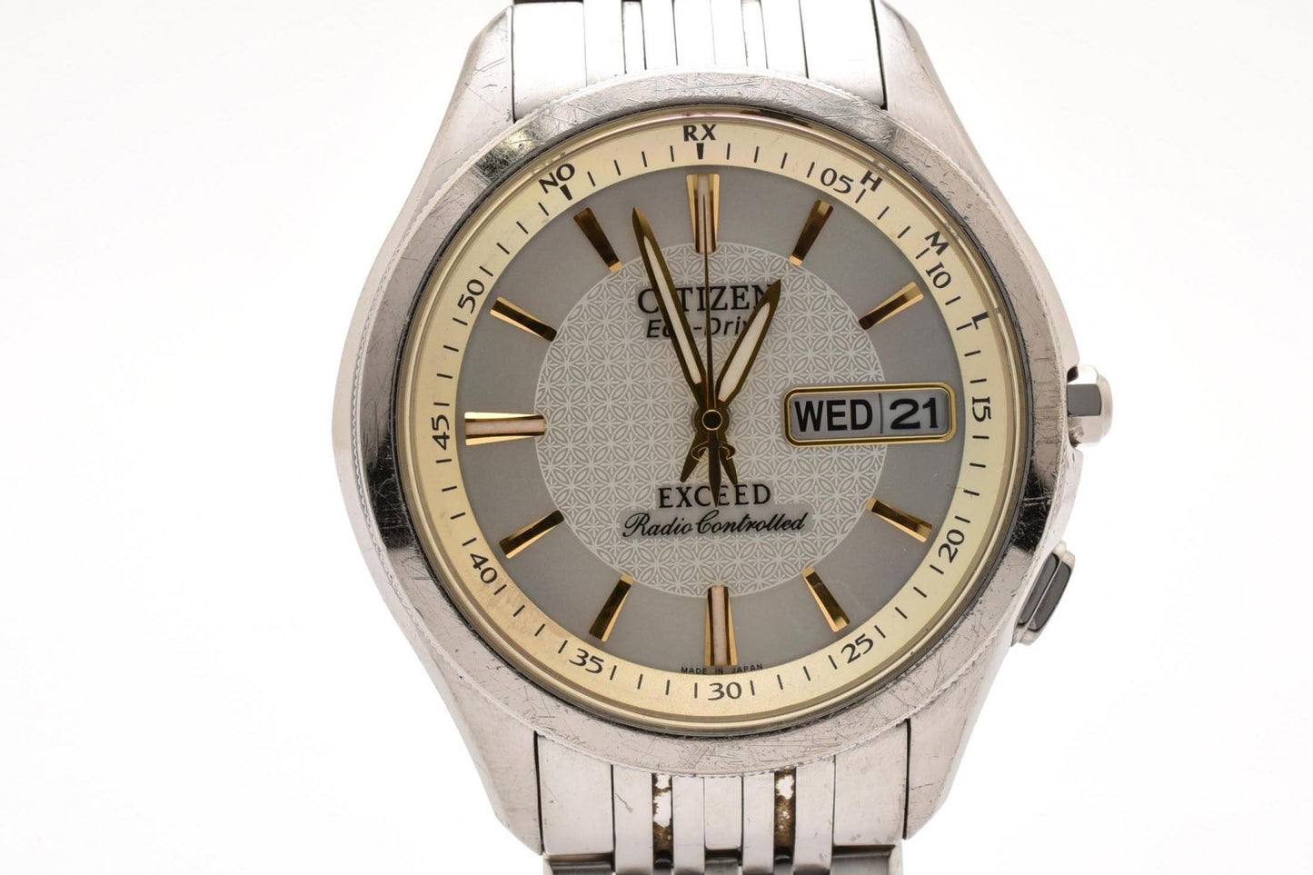 シチズン Citizen エクシード H100-T010164 エコドライブ 電波ソーラー 腕時計 チタン ホワイト文字盤 デイデイト メンズ