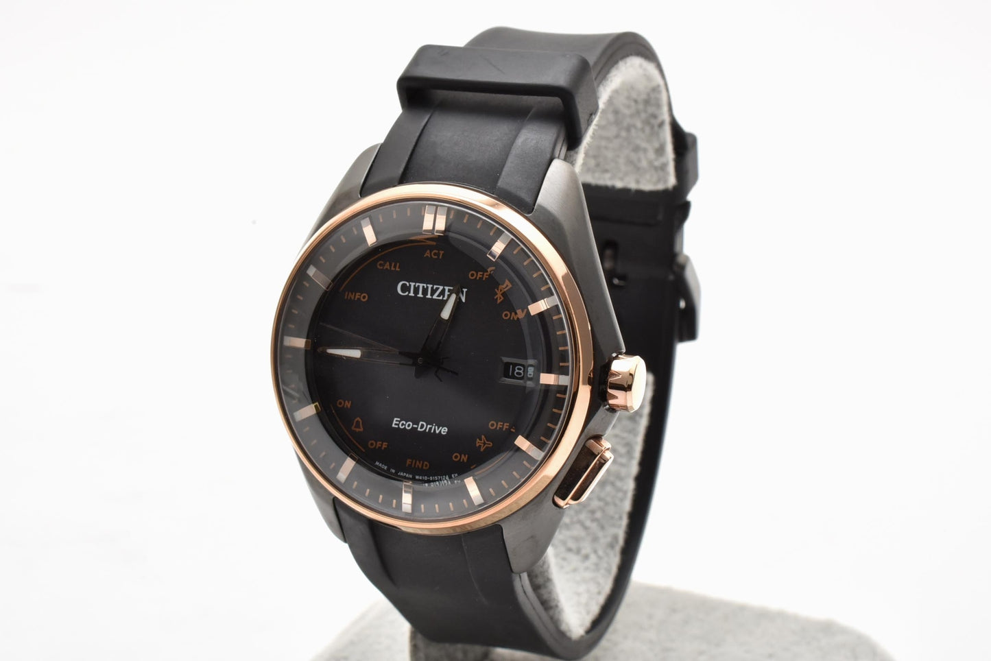 シチズン Citizen エコ・ドライブ W140-S114195 ソーラー 腕時計 ブラック文字盤 チタンケース レジンベルト メンズ
