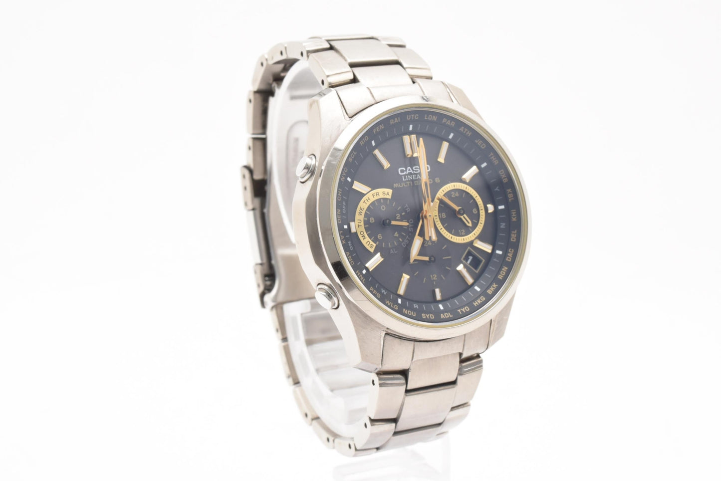 カシオ CASIO LINEAGE LIW-M610TDS 電波ソーラー 腕時計 リニエージ ブラック文字盤 チタン チタンブレス メンズ