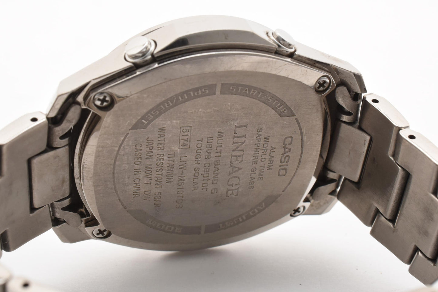 カシオ CASIO LINEAGE LIW-M610TDS 電波ソーラー 腕時計 リニエージ ブラック文字盤 チタン チタンブレス メンズ