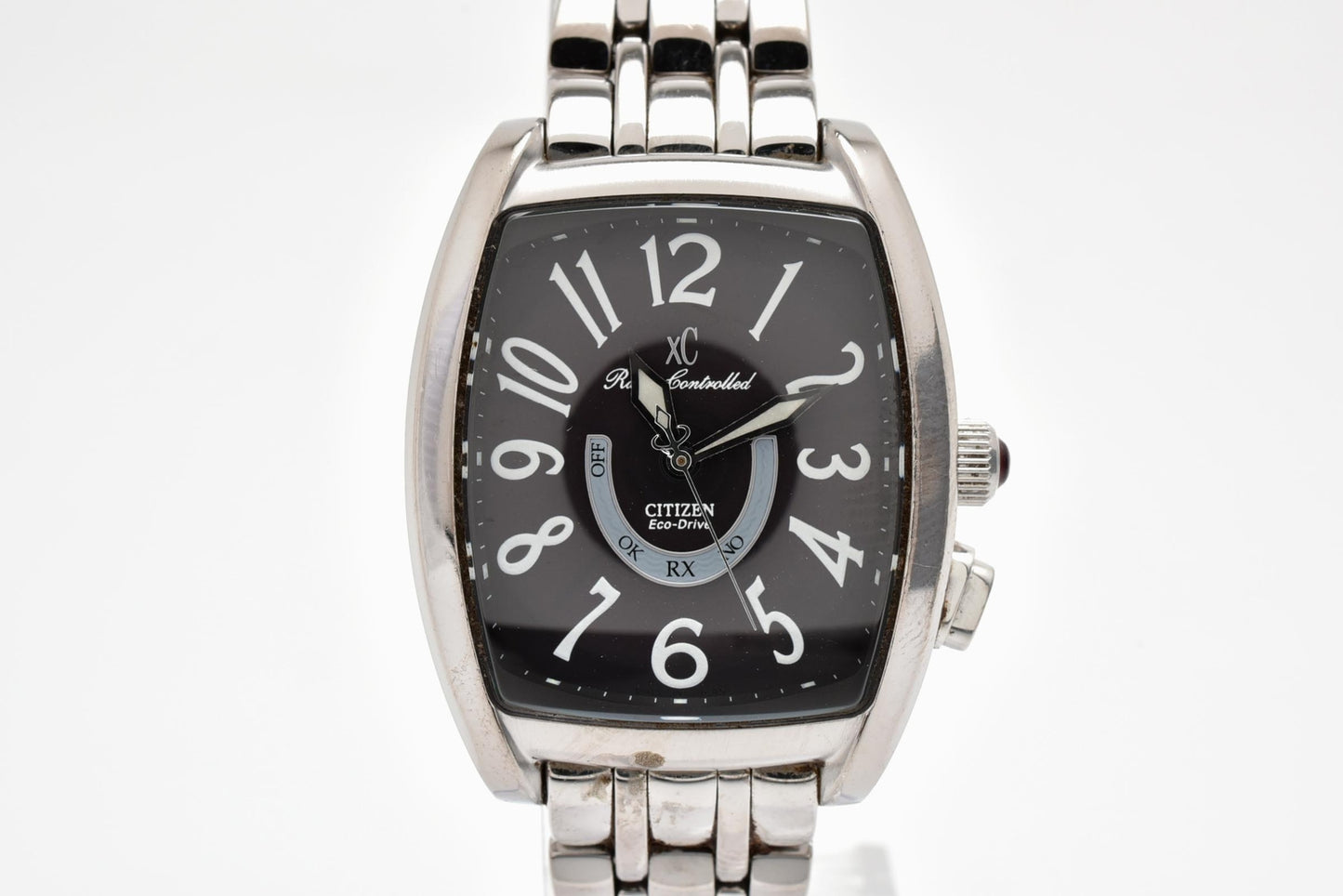 シチズン CITIZEN xC H330-T007872 電波ソーラー 腕時計 ブラック文字盤 トノー ステンレス ユニセックス