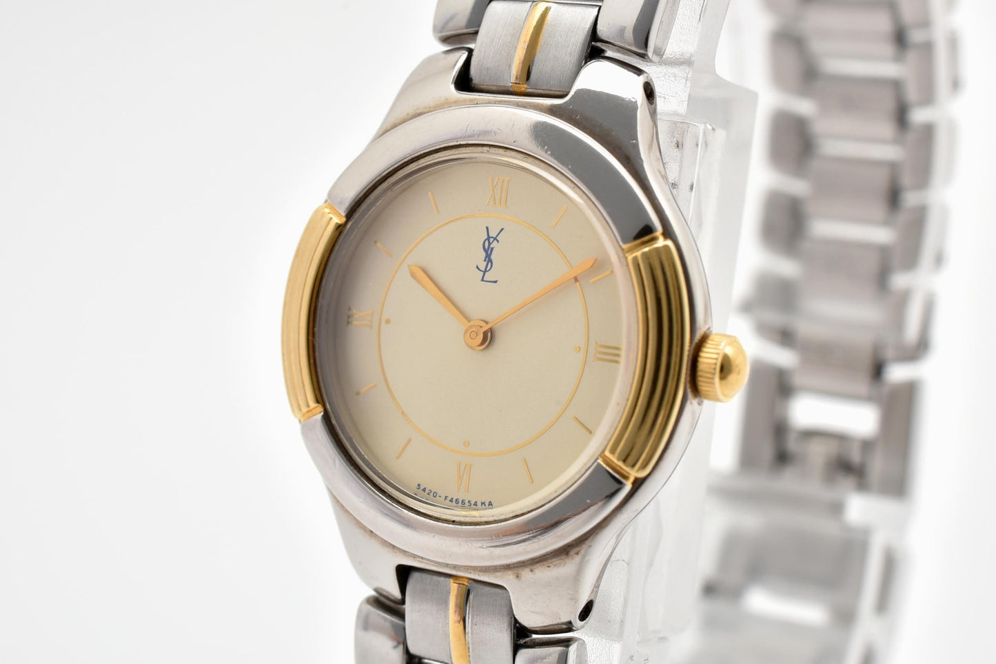 Yves Saint Laurent イヴ・サンローラン 5420-F4457Y クォーツ 腕時計 ベージュ文字盤 YSLロゴ カサンドラ コンビカラー ステンレス レディース ドレスウォッチ