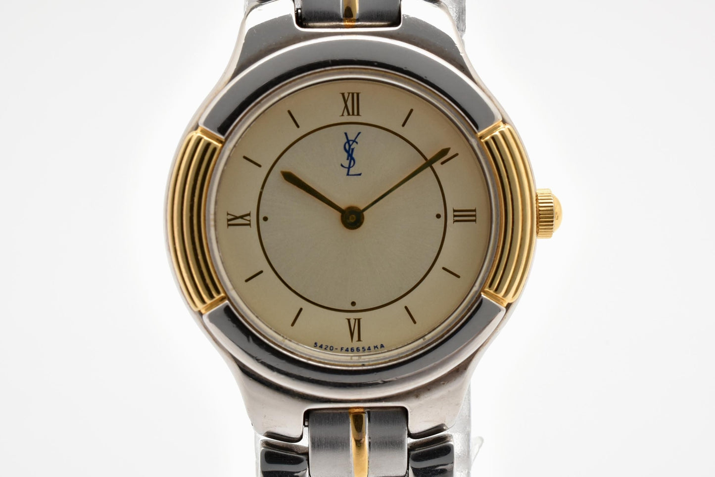 Yves Saint Laurent イヴ・サンローラン 5420-F4457Y クォーツ 腕時計 ベージュ文字盤 YSLロゴ カサンドラ コンビカラー ステンレス レディース ドレスウォッチ