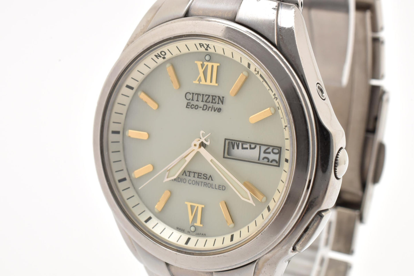 シチズン CITIZEN アテッサ H100-T010431 エコ・ドライブ 電波ソーラー チタン メンズ 腕時計 デイデイト