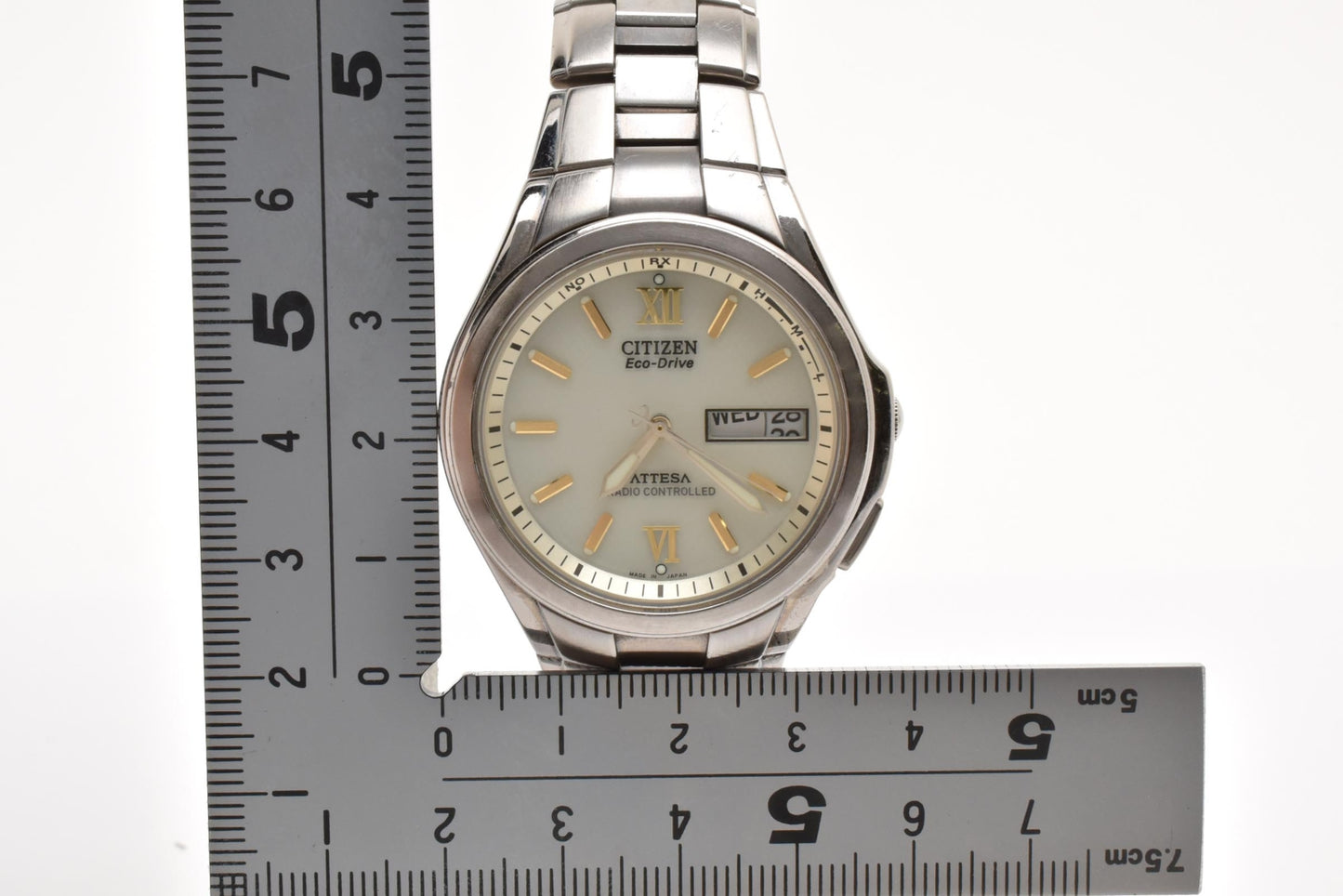 シチズン CITIZEN アテッサ H100-T010431 エコ・ドライブ 電波ソーラー チタン メンズ 腕時計 デイデイト
