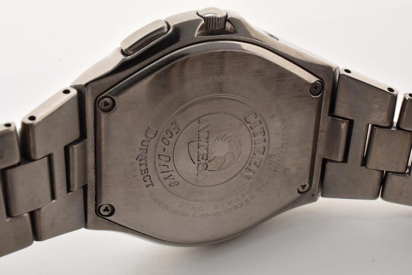 シチズン CITIZEN アテッサ H100-T010431 エコ・ドライブ 電波ソーラー チタン メンズ 腕時計 デイデイト