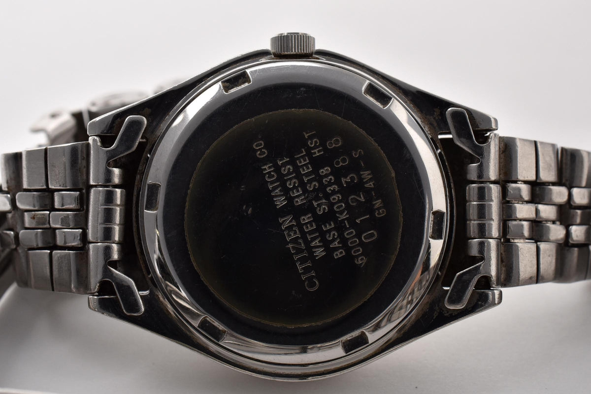 CITIZEN シチズン 6000-K09338 レディース クォーツ 腕時計 シルバー文字盤 デイデイト フルーテッドベゼル ステンレス 25.2mm ヴィンテージ