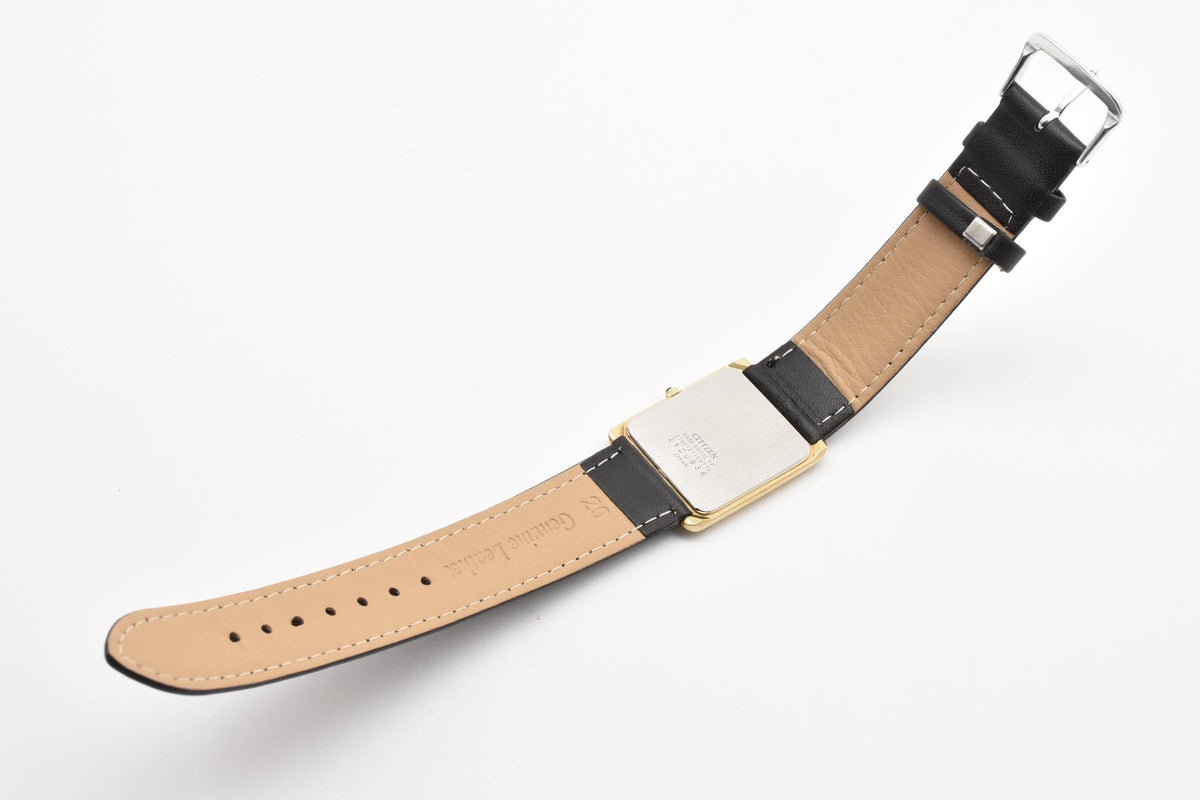 CITIZEN シチズン DUKE デューク 2730-271297 ユニセックス クォーツ 腕時計 ベージュ文字盤 ゴールドプレート レクタンギュラー 26.4mm 1980年代 ヴィンテージ