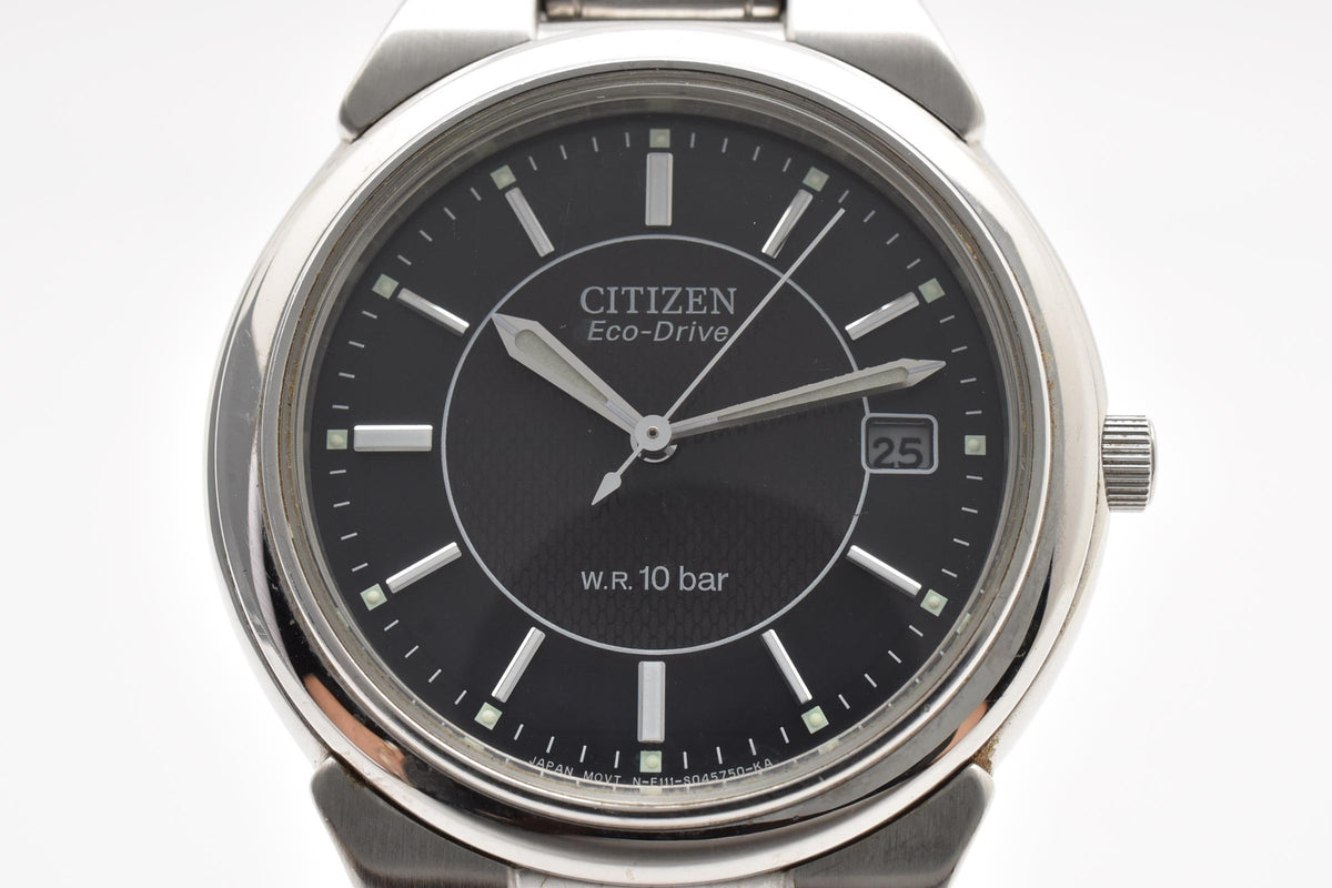 CITIZEN シチズン Eco-Drive エコ・ドライブ E111-S027161 メンズ ソーラー 腕時計 ブラック文字盤 デイト ステンレス 35.6mm