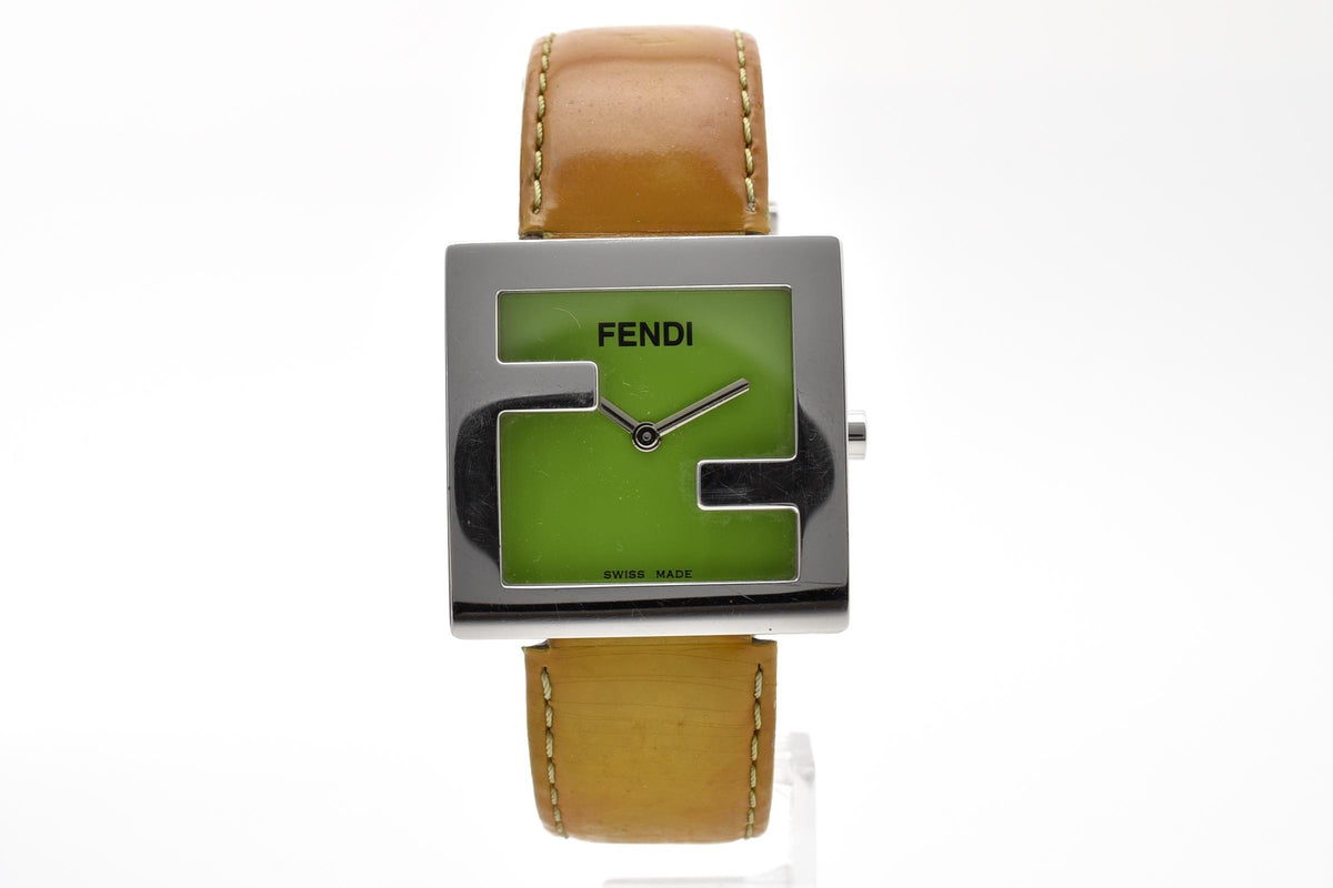 FENDI フェンディ Zucca ズッカ 026-4000L-469 ユニセックス クォーツ 腕時計 グリーン文字盤 2針 ステンレス パテントレザー 31.1mm 2000年代