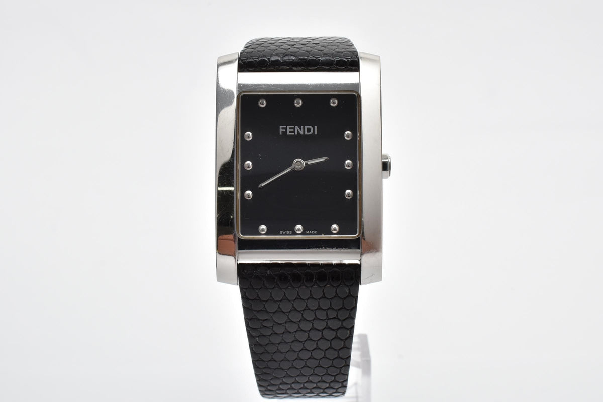FENDI フェンディ Classico クラシコ 7000L ユニセックス クォーツ 腕時計 ブラック文字盤 2針 レクタンギュラー ステンレス レザーストラップ 27.4mm ヴィンテージ