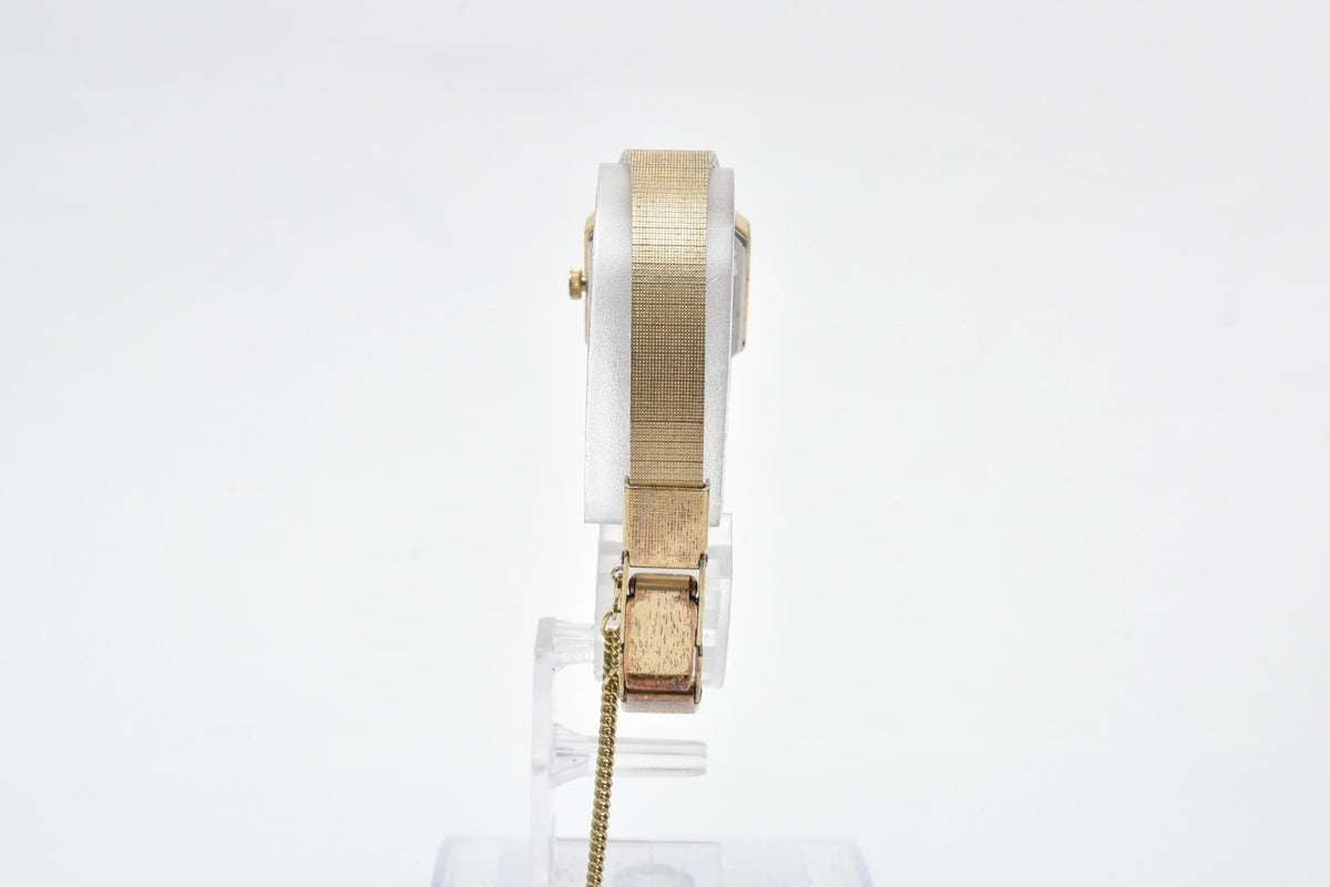 CITIZEN シチズン 4-103017 レディース クォーツ 腕時計 ブラック文字盤 ゴールドカラー ステンレス ブレスレット 18mm 1970年代 1980年代 ヴィンテージ