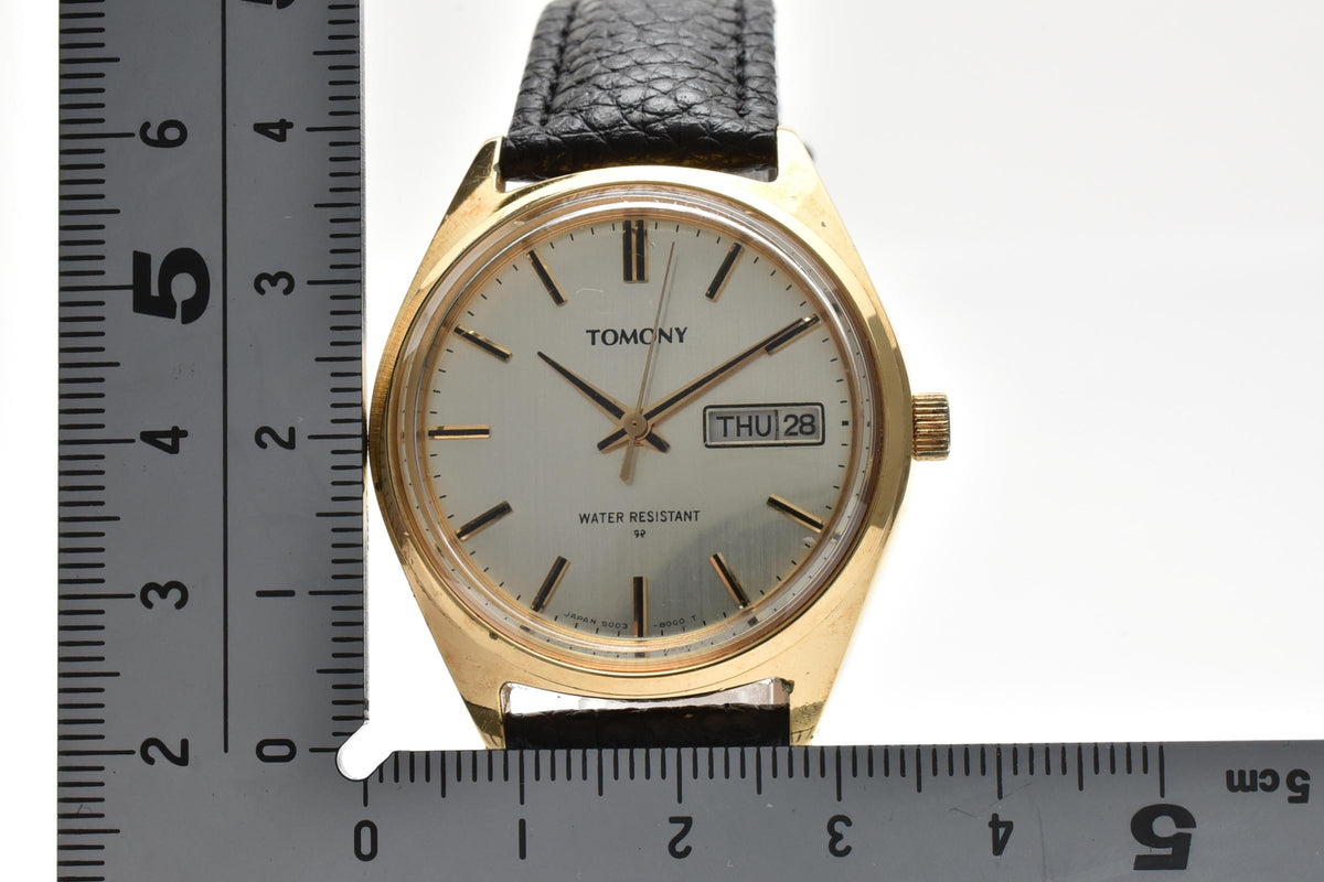 SEIKO セイコー Tomony トモニー 5000-8010 メンズ 手巻き 腕時計 ゴールド文字盤 デイデイト ステンレス ブラック レザーストラップ 35mm 1970年代 ヴィンテージ