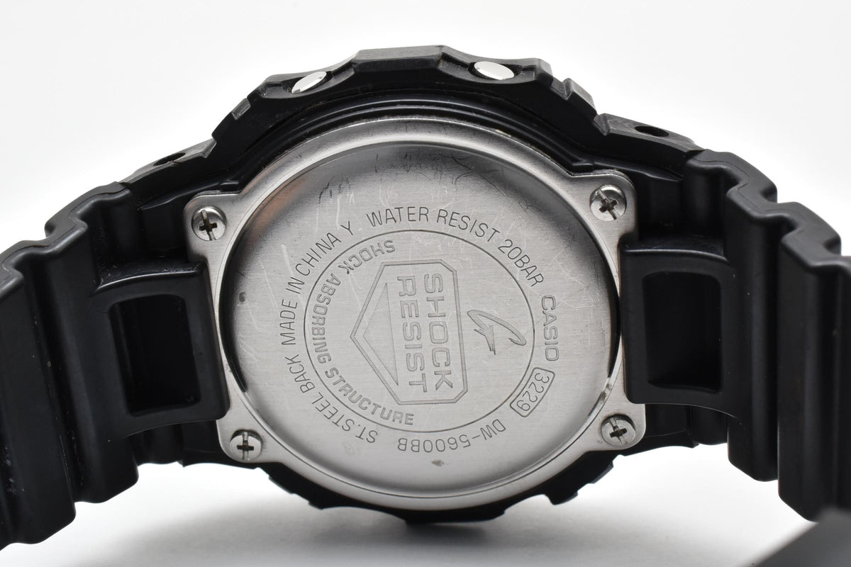 CASIO カシオ G-SHOCK ジーショック Solid Colors DW-5600BB メンズ クォーツ デジタル 腕時計 ブラック液晶 オールブラック 樹脂ケース レジンベルト 44mm 2010年代