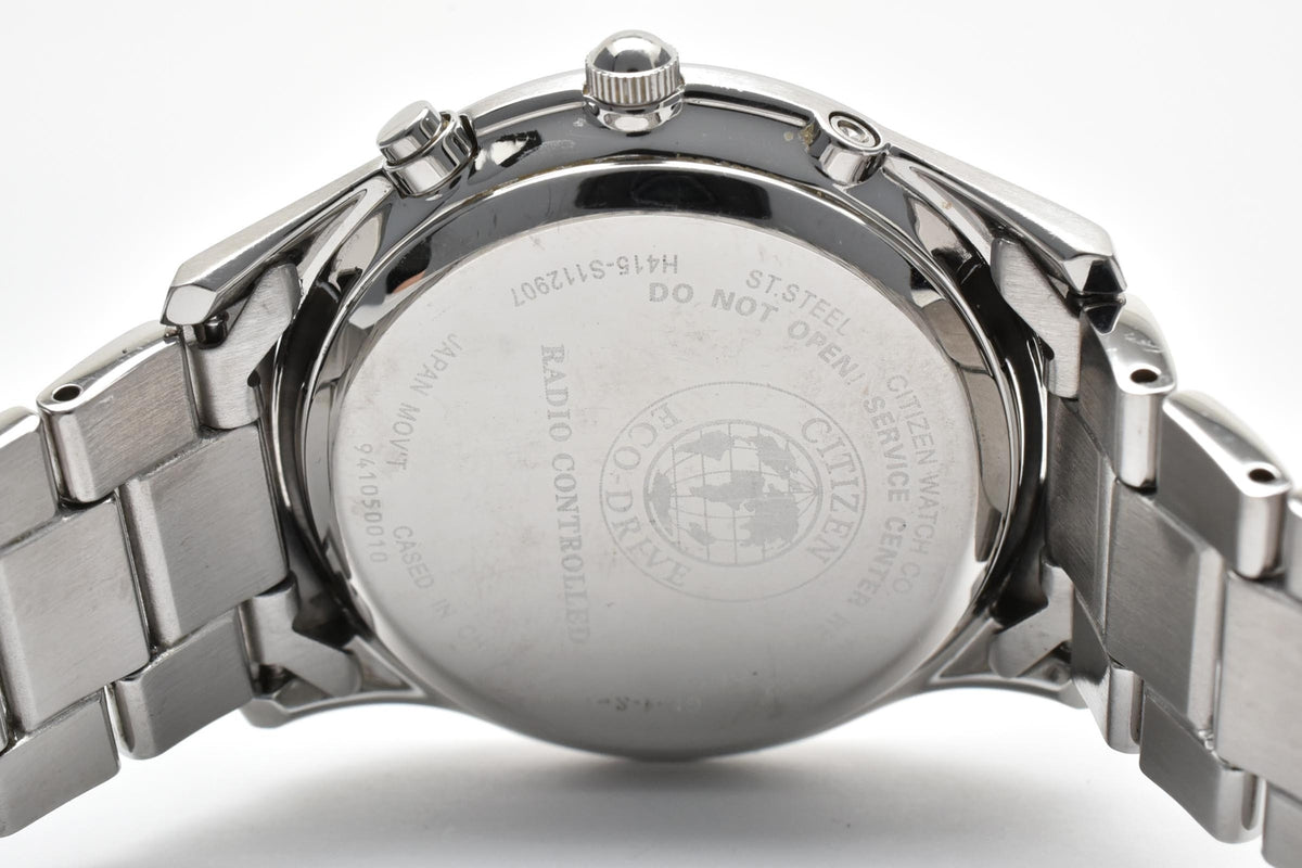 CITIZEN シチズン コレクション H415-S112907 メンズ エコドライブ 電波ソーラー 腕時計 ブラック文字盤 ローマ数字 デイト ステンレス ブレスレット 36.6mm 2010年代