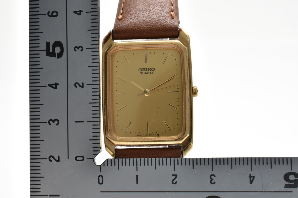 SEIKO セイコー Dolce ドルチェ 9021-5010 80s vintage メンズ クォーツ 腕時計 ゴールド文字盤 2針 長方形 SGP ステンレス ブラウン レザーストラップ 23mm 1980年代 ヴィンテージ