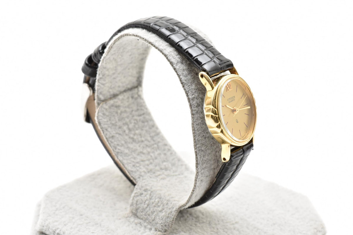 CITIZEN シチズン 2931-292758 80s vintage レディース クォーツ 腕時計 ゴールド文字盤 ローマ数字 ステンレスケース ブラック レザーストラップ 17.7mm 1980年代 ヴィンテージ