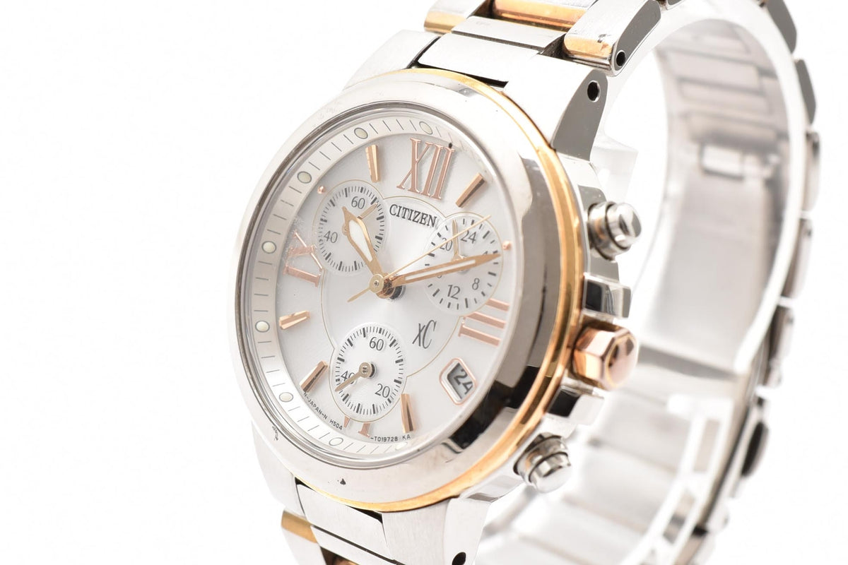 CITIZEN シチズン H504-T012507 メンズ クォーツ クロノグラフ 腕時計 ホワイト文字盤 マルチダイヤル ステンレス コンビ ブレスレット 31mm 2000年代