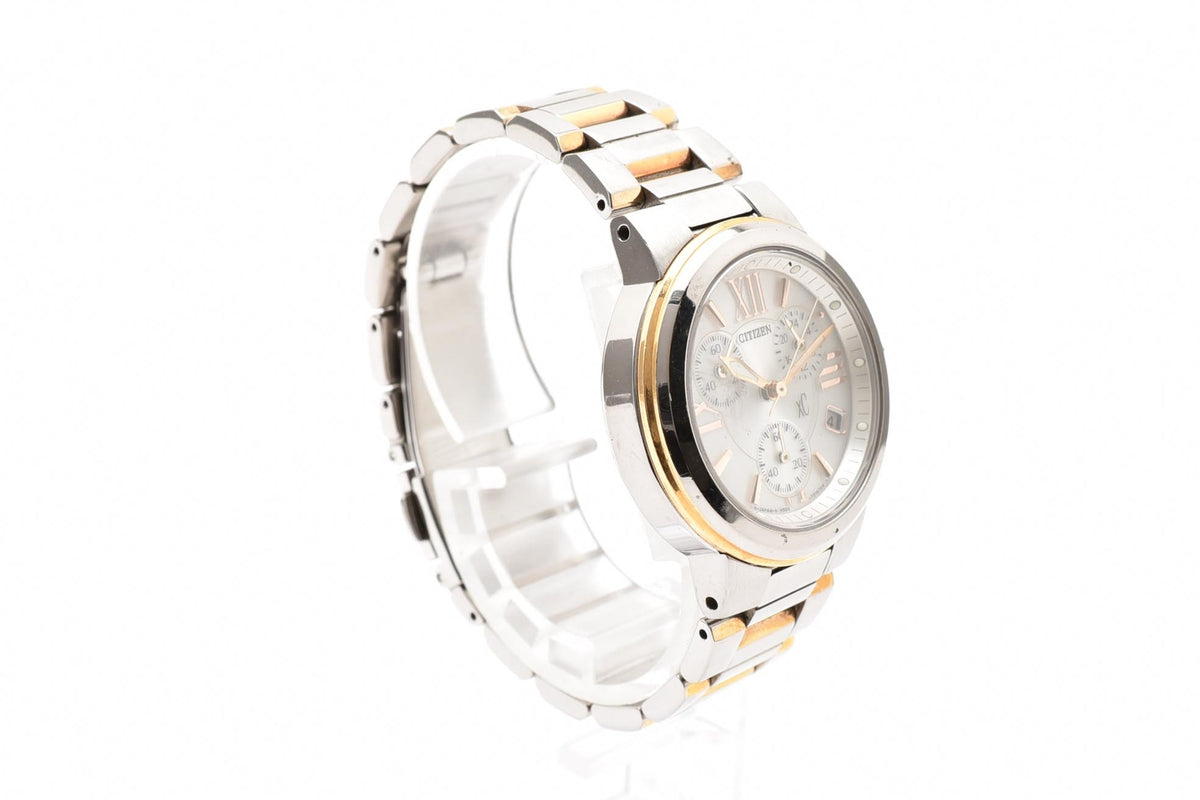 CITIZEN シチズン H504-T012507 メンズ クォーツ クロノグラフ 腕時計 ホワイト文字盤 マルチダイヤル ステンレス コンビ ブレスレット 31mm 2000年代
