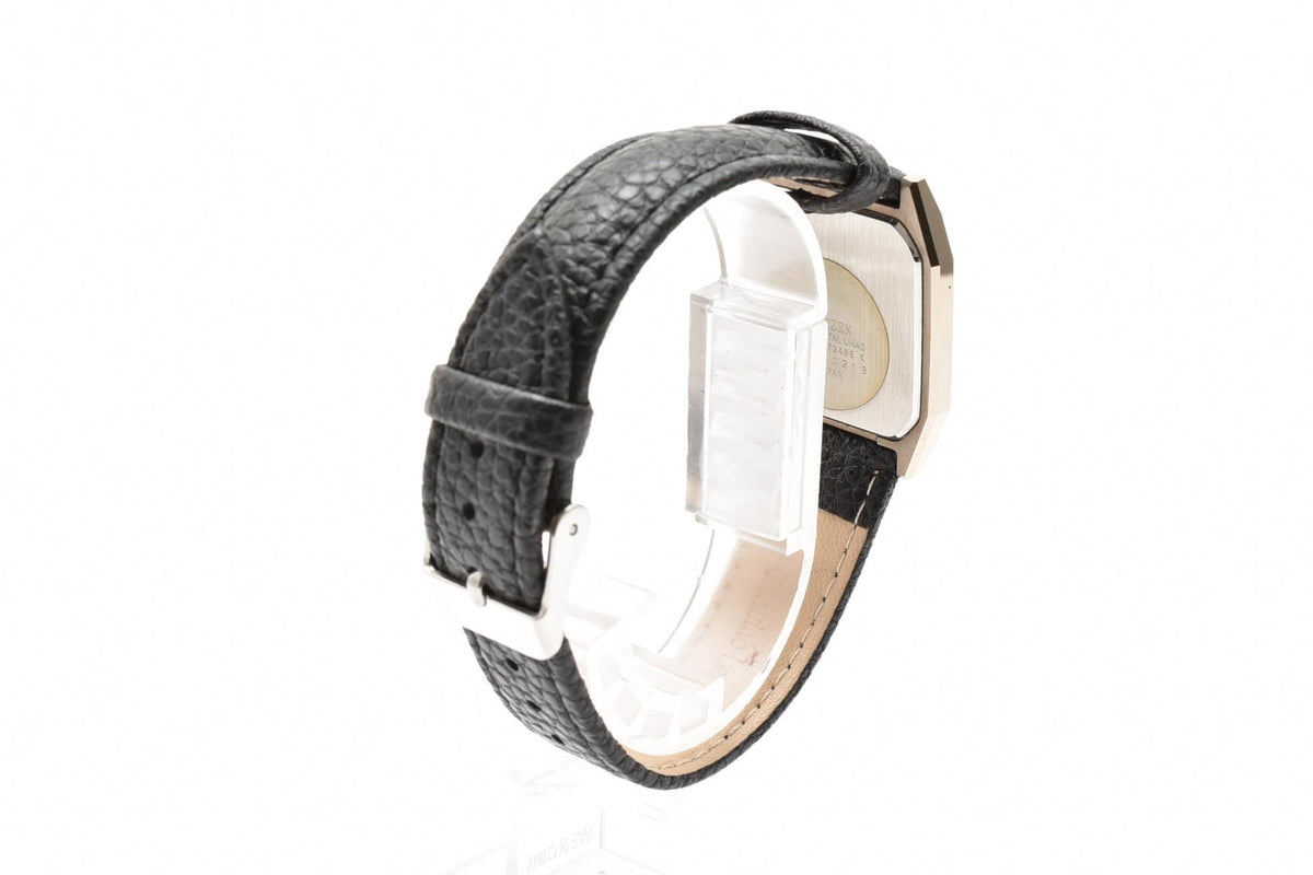 CITIZEN シチズン EXCEED エクシード 80s vintage 2730-273486 メンズ クォーツ 腕時計 ホワイト文字盤 3針 長方形 ステンレスケース レザーストラップ 27mm 1980年代 ヴィンテージ