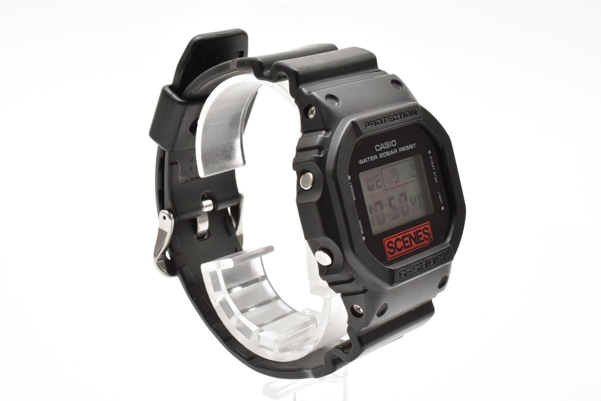 CASIO カシオ G-SHOCK DW-5600VT 30周年記念 SCENES メンズ クォーツ デジタル 腕時計 ブラック レッド 樹脂ケース レジンベルト 42.7mm 2010年代