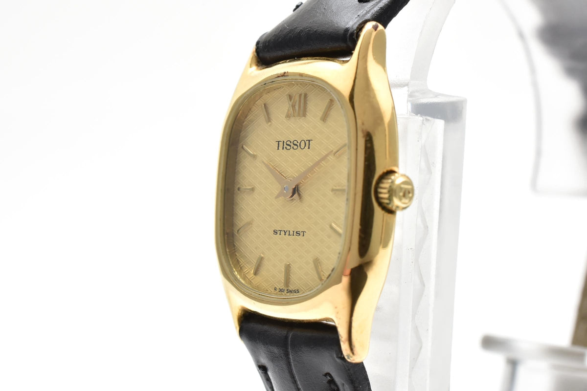 TISSOT ティソ R301 レディース クォーツ 腕時計 ゴールド文字盤 ローマ数字 角型 ステンレス レザーストラップ 18.8mm 1990年代 ヴィンテージ ドレスウォッチ