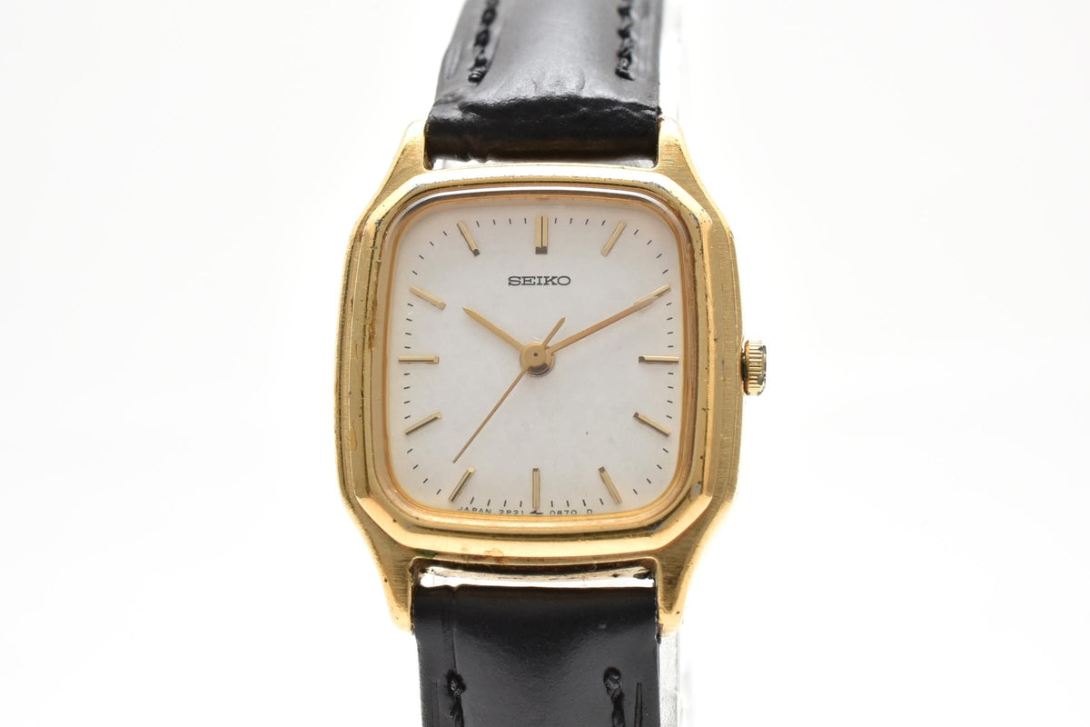 SEIKO セイコー 2P21-5300 レディース クォーツ 腕時計 ホワイト文字盤 2針 角型 ステンレス レザーストラップ 19mm 1980年代 ヴィンテージ ドレスウォッチ