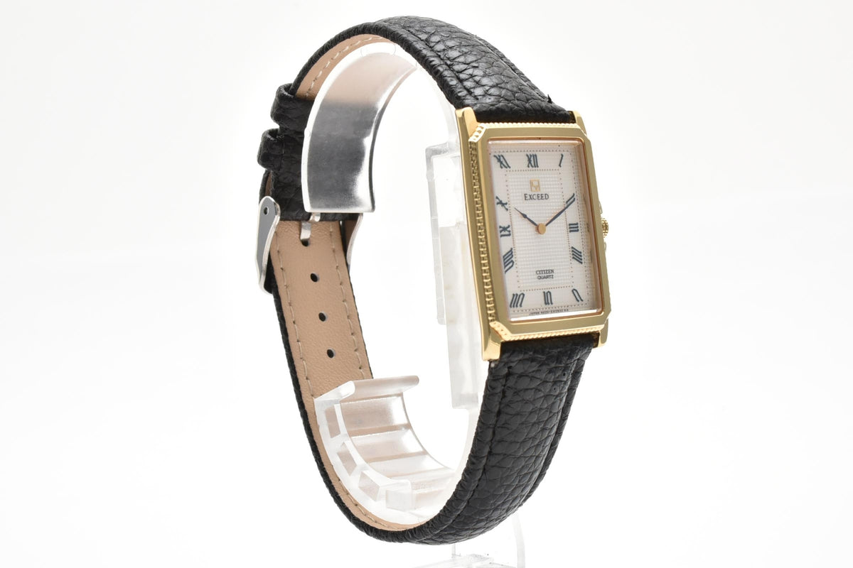 CITIZEN シチズン EXCEED エクシード 4420-E41308 メンズ クォーツ 腕時計 ホワイト文字盤 ローマ数字 角型 ゴールドカラー レザー 21.8mm 1980年代 ヴィンテージ