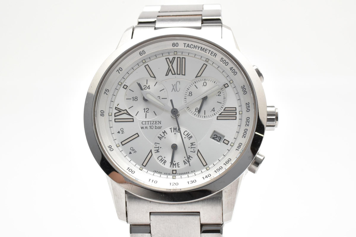 CITIZEN シチズン xC クロスシー A510-T002374 メンズ クォーツ 腕時計 ホワイト文字盤 クロノグラフ デイト マルチファンクション ステンレス ブレスレット 35mm 2000年代