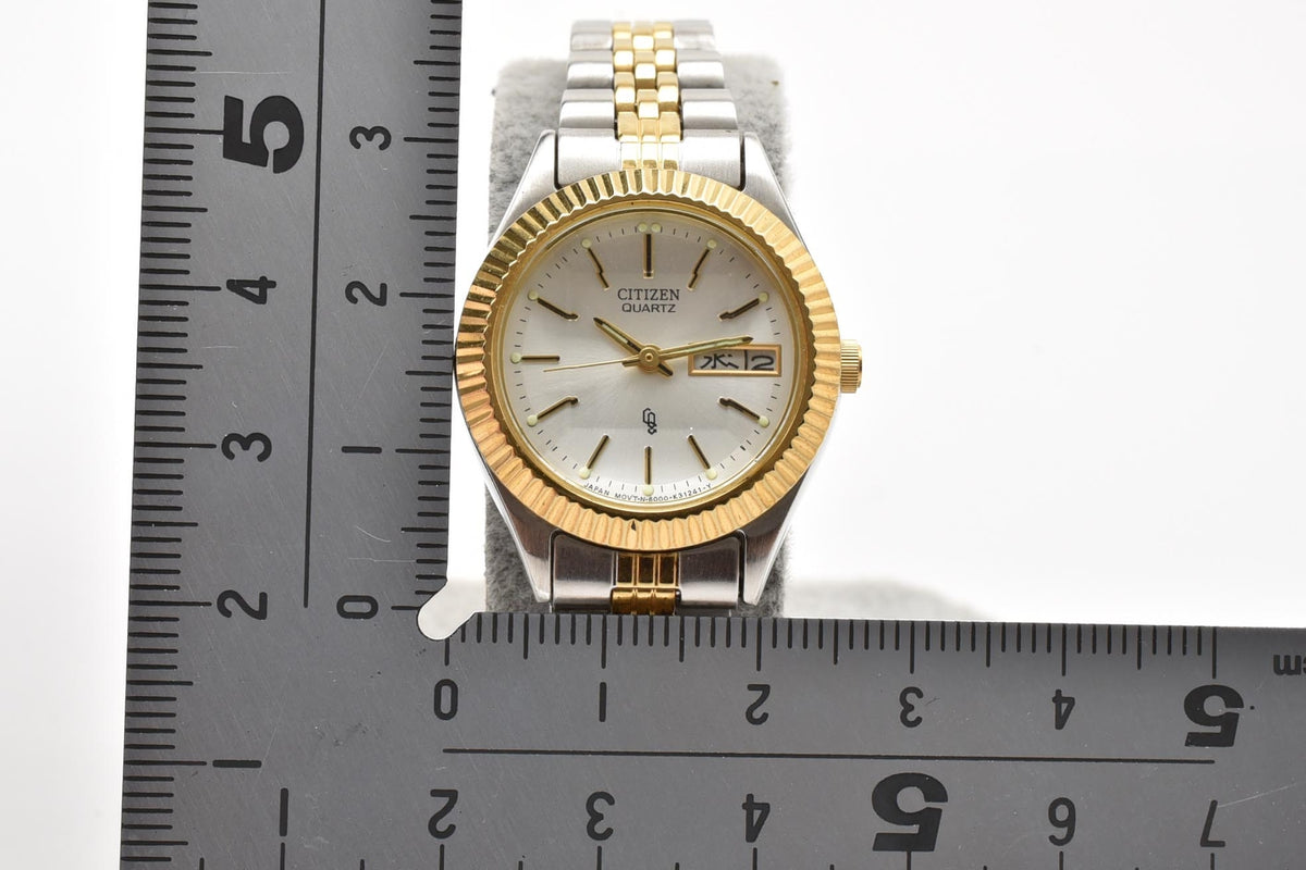 CITIZEN シチズン 6000-K09346 レディース クォーツ 90s vintage 腕時計 ホワイト文字盤 デイデイト 曜日 日付 フルーテッドベゼル ステンレス コンビ ブレスレット 24.3mm 1990年代 ヴィンテージ