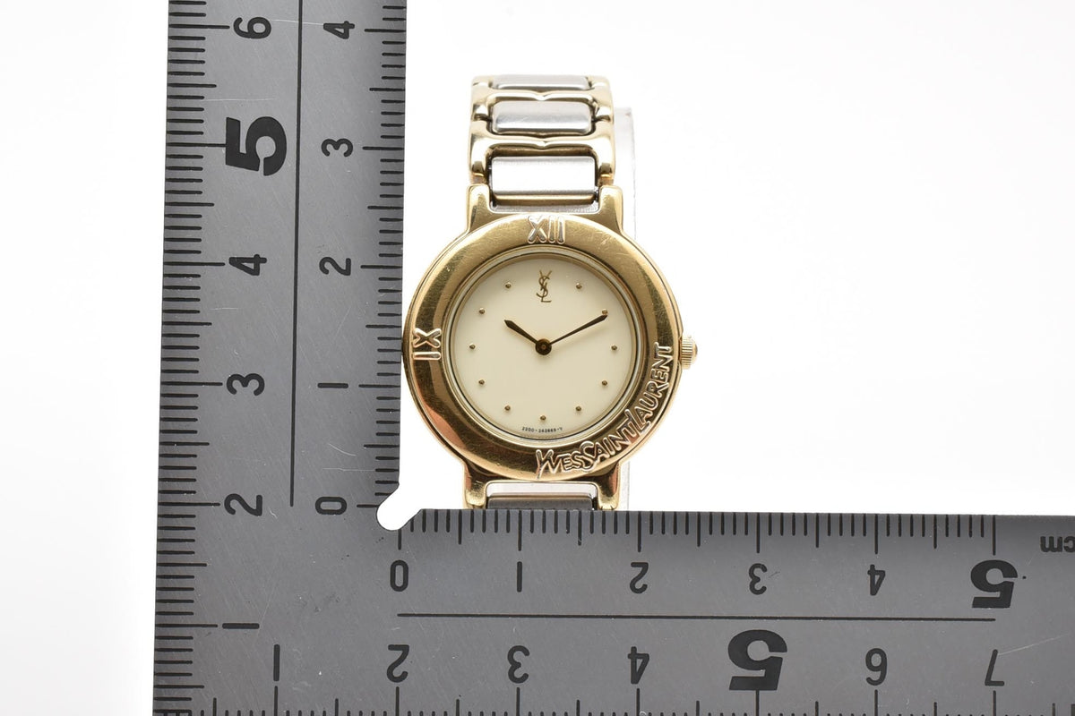 Yves Saint Laurent イヴサンローラン YSLロゴ 90s カサンドラ 2200-229789Y レディース クォーツ 腕時計 クリーム文字盤 2針 ステンレス コンビ ブレスレット 22.6mm 1990年代 ヴィンテージ