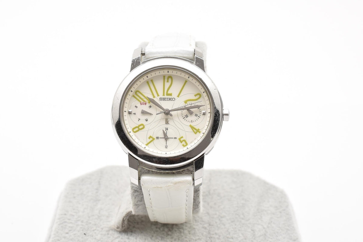 SEIKO セイコー LUKIA ルキア 5Y89-0AT0 レディース クォーツ 腕時計 ホワイト文字盤 アラビア数字 マルチファンクション ステンレス レザーストラップ 30mm 2000年代