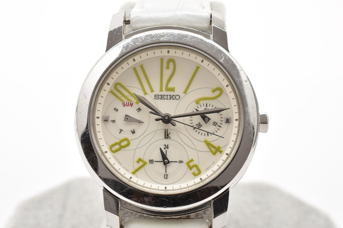 SEIKO セイコー LUKIA ルキア 5Y89-0AT0 レディース クォーツ 腕時計 ホワイト文字盤 アラビア数字 マルチファンクション ステンレス レザーストラップ 30mm 2000年代