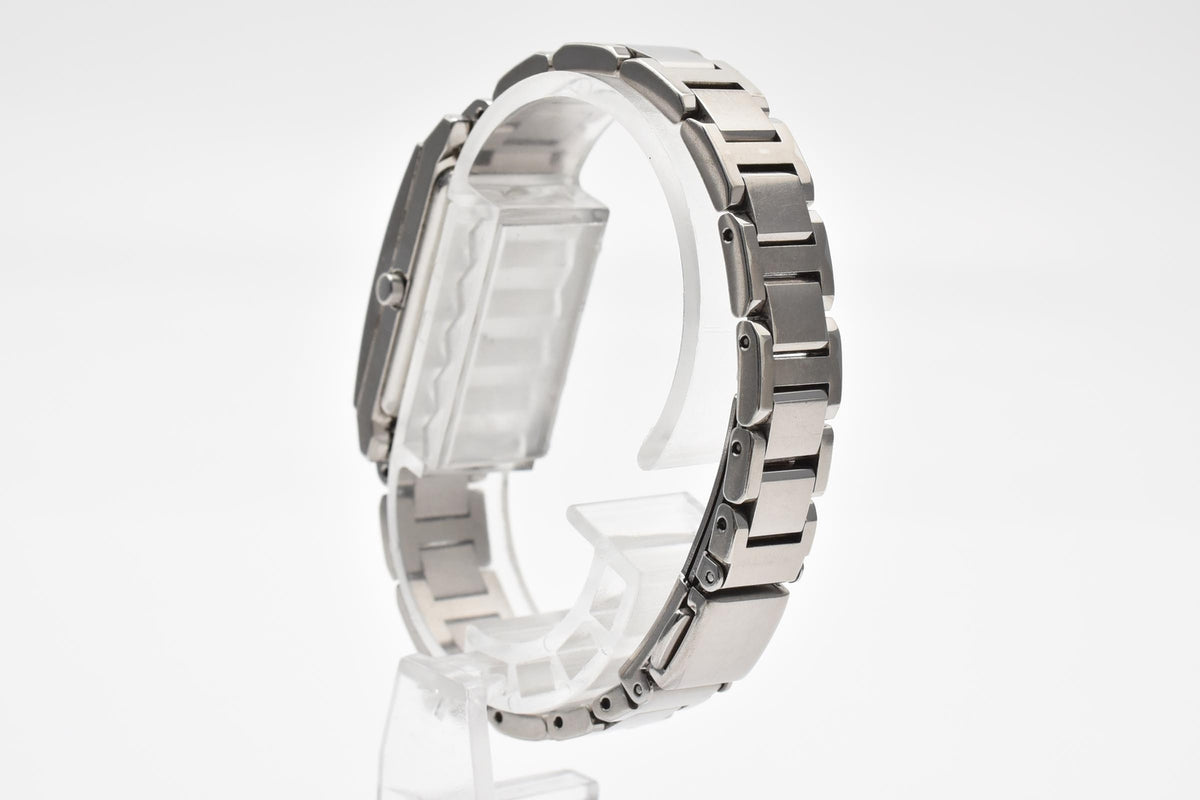 CITIZEN シチズン xC クロスシー Y2K 00s vintage 5431-T003982 メンズ ソーラー クォーツ 腕時計 レッドパープル文字盤 ローマ数字 スクエア 長方形 ステンレス ブレスレット 14.5mm 2000年代