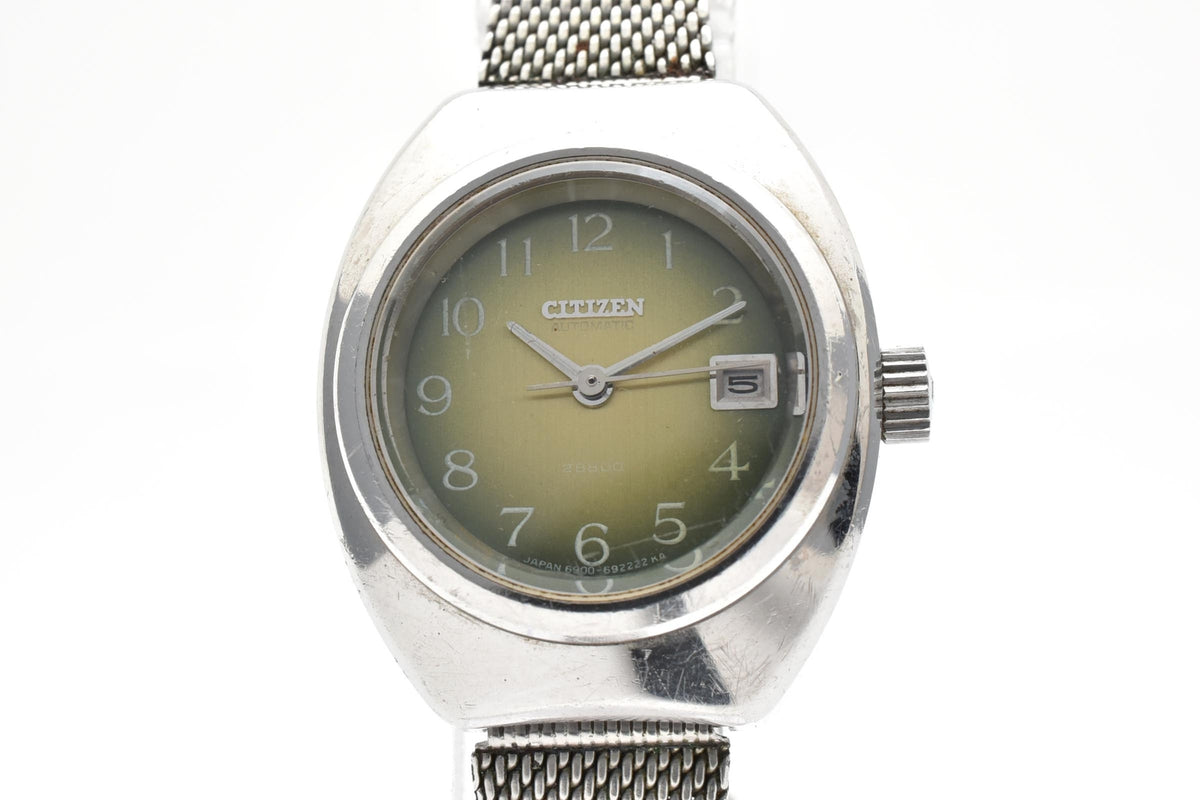 CITIZEN シチズン 4-590907 メンズ 自動巻き 腕時計 グリーン文字盤 アラビア数字 デイト ステンレス メッシュブレスレット 25.5mm 1970年代 ヴィンテージ