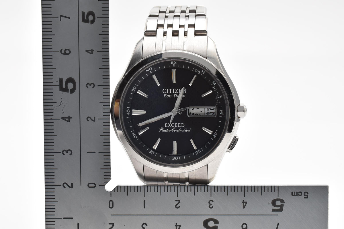 CITIZEN シチズン EXCEED エクシード Y2K 00s H100-T010164 TA メンズ エコドライブ 電波 ソーラー 腕時計 ブラック文字盤 デイデイト チタン 36.6mm 2000年代 箱付き