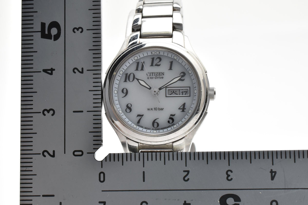 CITIZEN シチズン Eco-Drive Y2K 00s エコドライブ E001-S032733 レディース ソーラー クォーツ 腕時計 ホワイト文字盤 アラビア数字 デイト ステンレス ブレスレット 25.5mm 2000年代