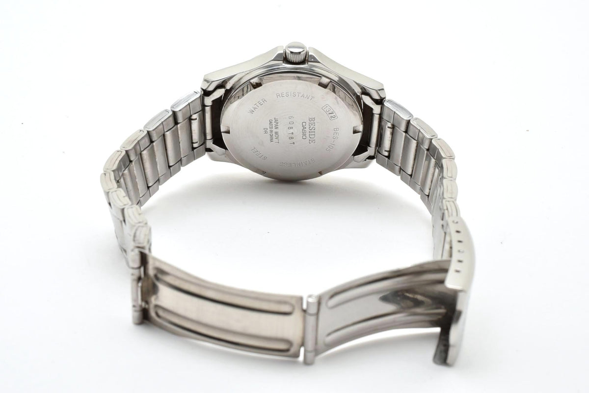 美品 CASIO カシオ BESIDE ビサイド BES-105 クォーツ デイデイト 10年電池 シルバー文字盤 ステンレス メンズ 腕時計 稼働品
