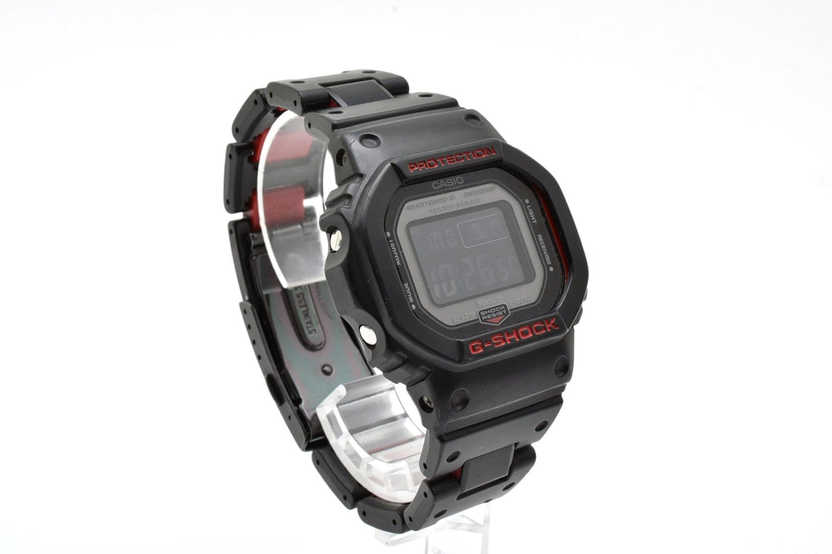 美品 CASIO カシオ G-SHOCK Gショック GW-B5600 Bluetooth タフソーラー 電波 マルチバンド6 コンポジットバンド ブラック レッド スクエア メンズ 腕時計 稼働品