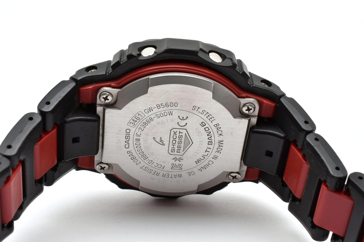 美品 CASIO カシオ G-SHOCK Gショック GW-B5600 Bluetooth タフソーラー 電波 マルチバンド6 コンポジットバンド ブラック レッド スクエア メンズ 腕時計 稼働品