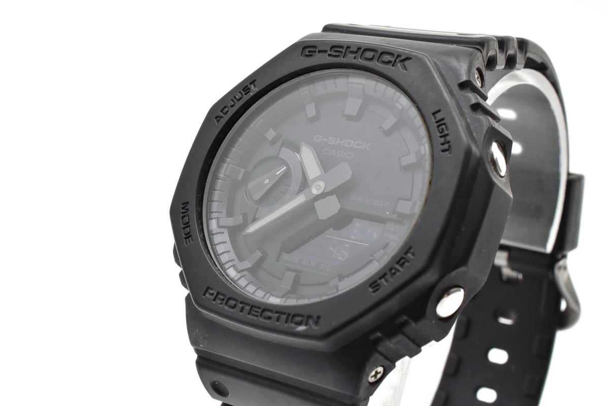 美品 CASIO カシオ G-SHOCK Gショック GA-2100 カーボンコアガード オクタゴン 八角形 アナデジ オールブラック 黒 メンズ 腕時計 稼働品